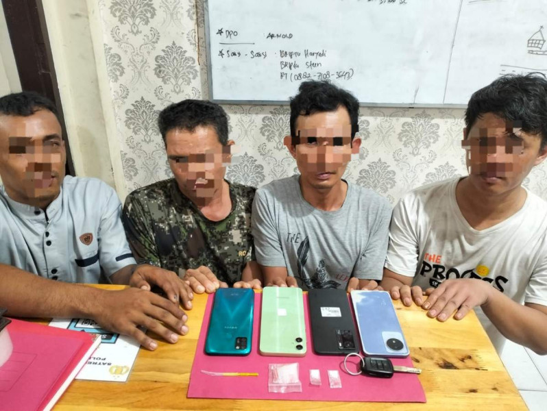 Polisi Tangkap Pelaku Narkoba Dalam Kamar Hotel Green Perawang