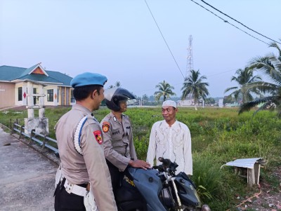 Gelar Patroli, Polsek Teluk Belengkong Ciptakan  Situasi Aman Pilkada 2024