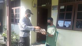 Polres Siak Kunjungi & Berikan Bantuan Sosial kepada Nasir