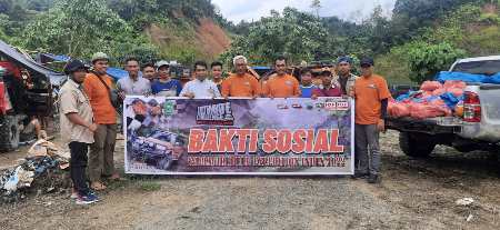 Jelajah Alam Bukit Tiga Puluh, Tim Offroad Index 2022 Gelar Baksos di Daerah Terisolir