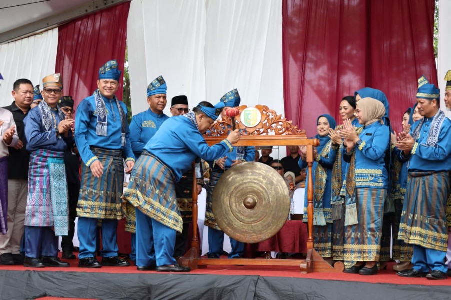 Pacu Jalur Kuansing 2026 Dibuka, Kelestarian Sungai Kuantan Jadi Pesan Penting