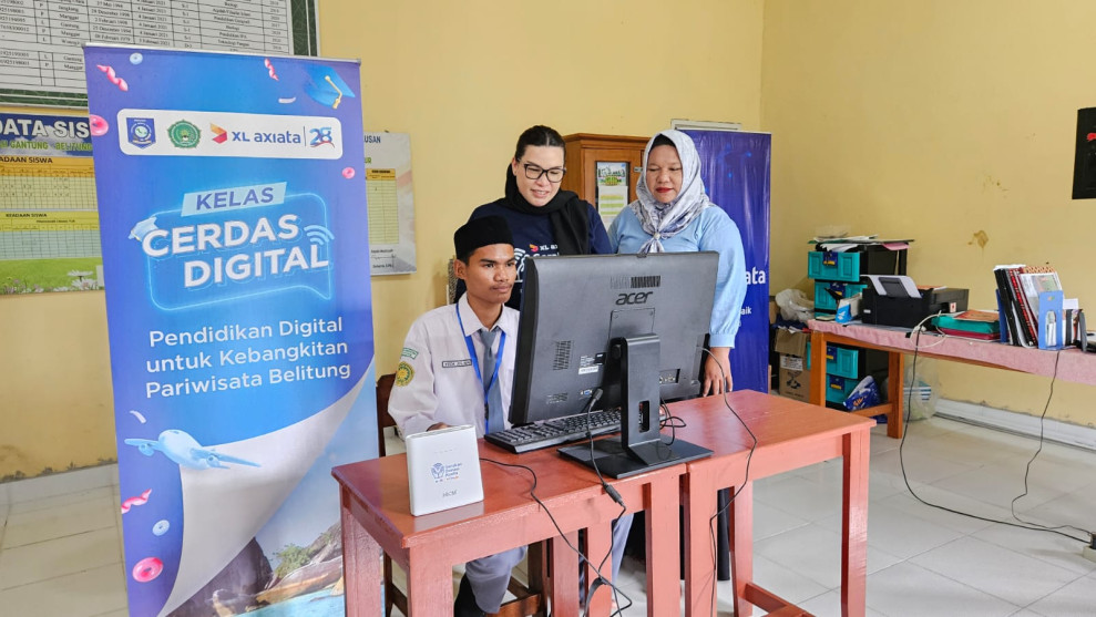 XL Axiata Salurkan Program Donasi Kuota ke Madrasah di Belitung Timur