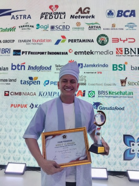 Wako Agung Nugroho Raih Penghargaan SIWO PWI Award 2026