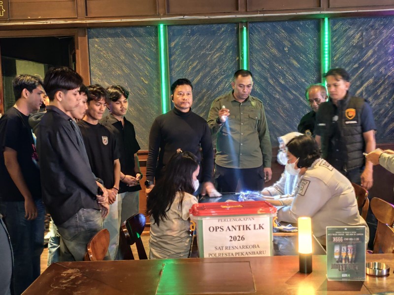 Razia THM di Pekanbaru, Polisi Temukan Satu Pengunjung Positif Narkoba Positif Narkoba