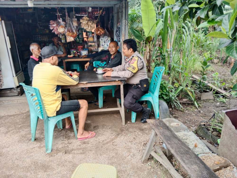 Sampaikan Pesan Pilkada Damai, Polsek Tembilahan Hulu Minta Masyarakat Tidak Terprovokasi Berita Hoax