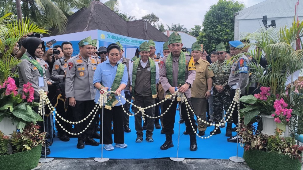 Dari Kampar, Kapolri dan Titik Soeharto Resmikan dan Groundbreaking 110 Jembatan di Riau