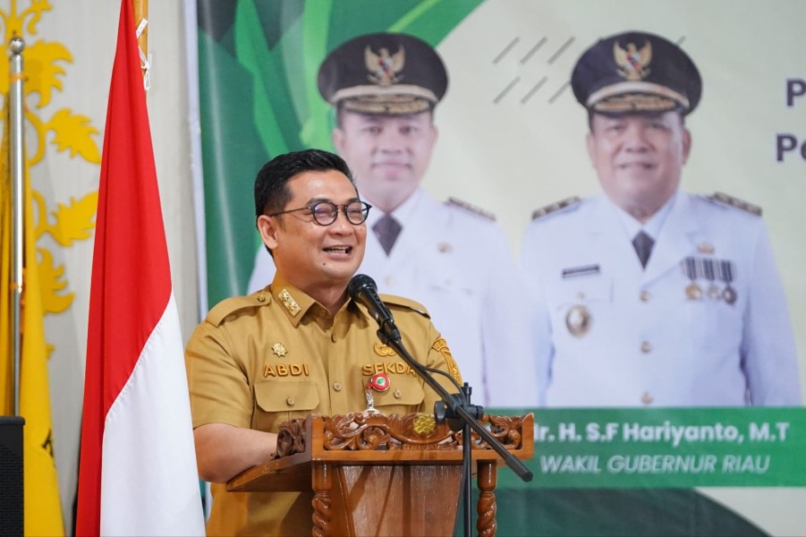 Danantara Indonesia Bakal Bangun Pabrik Pakan Ternak di Riau