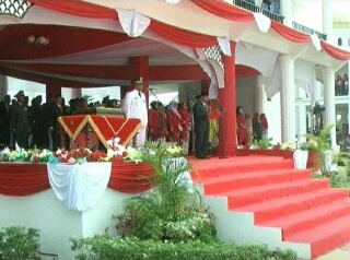 Bupati Suyatno Pimpin Upacara HUT RI  ke 72