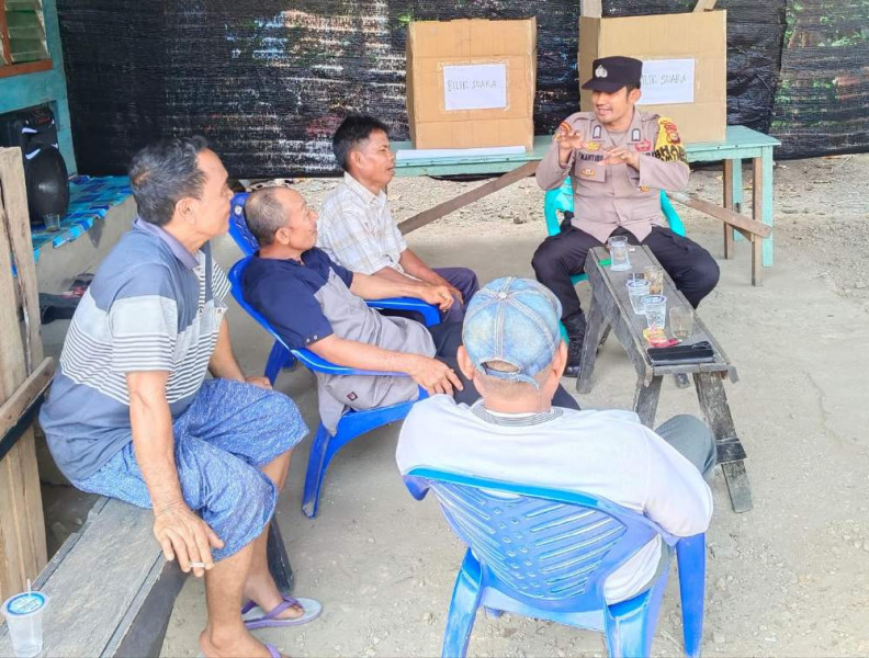 Polsek Sungai Apit Edukasi Warga Pentingnya Menjaga Kamtibmas Selama Pilkada