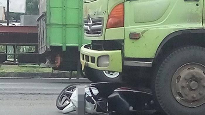 Lakalantas Maut di Lintas Timur, Dua Pelajar Tewas