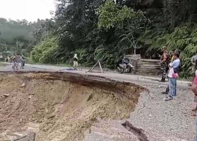 Jalan Lintas Sumbar Riau Via Kiliran Jao Sudah Bisa Dilewati