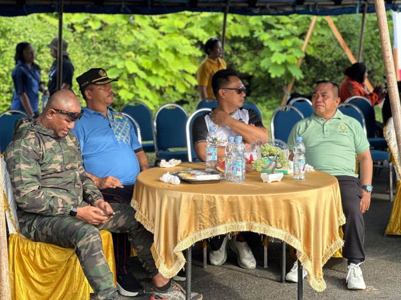 Plt Kajari SBB dan Jajaran Turut Meriahkan HUT SBB ke 21