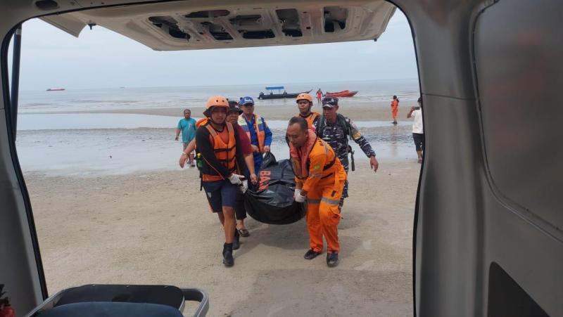 1 Korban Kecelakaan Kapal di Selat Malaka Ditemukan, 2 Korban Masih dalam Pencarian