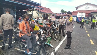 Ada Servis Gratis, Puluhan Unit Becak Motor Padati Halaman Polres Inhu