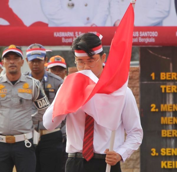 Diselesaikan dengan Restorative Justice, Tersangka Viral Pasang Bendera di Leher Anjing Dibebaskan