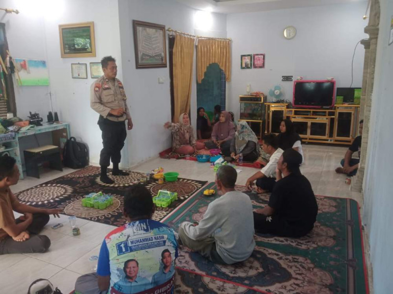 Polsek Tempuling Temui Kaum Ibu-ibu Edukasi Pilkada Damai 2024