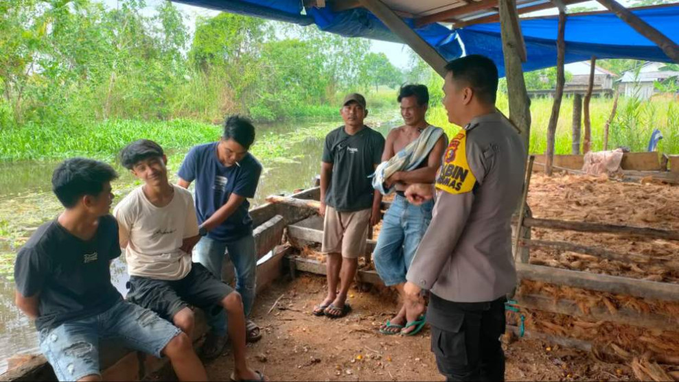 Gencar Sambangi Warga, Polsek Tembilahan Hulu Wujudkan Pilkada Damai 2024