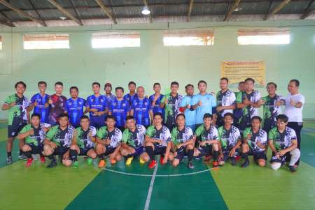 Kadis Kominfo Siak Bertandang ke Diskominfo Pelalawan dan Tanding Futsal