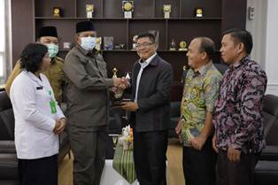 Vocal Groub Siak Raih Juara 2 Tingkat Nasional, Bupati Alfedri Ucapkan Selamat