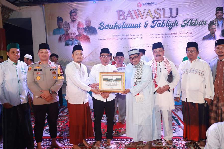 Ciptakan Pemilu Berkeadilan dan Damai Bawaslu Siak Taja Tabligh Akbar