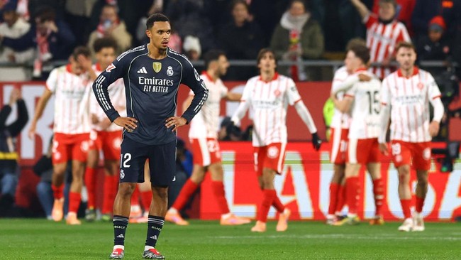 Liga Spanyol: Real Madrid Disalip Barcelona