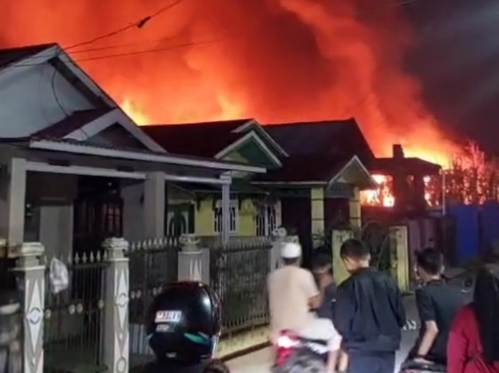 Satu Lansia Meninggal Dunia, Dua Kebakaran Beruntun Landa Tembilahan Hulu