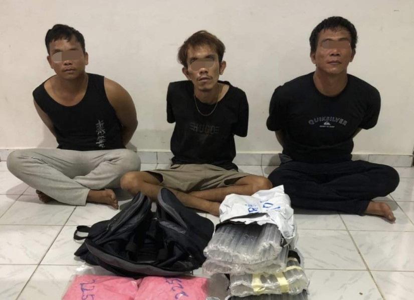 Polda Riau Gagalkan Penyelundupan 5 Kg Sabu dan 20 Ribu Pil Ekstasi ke Palembang