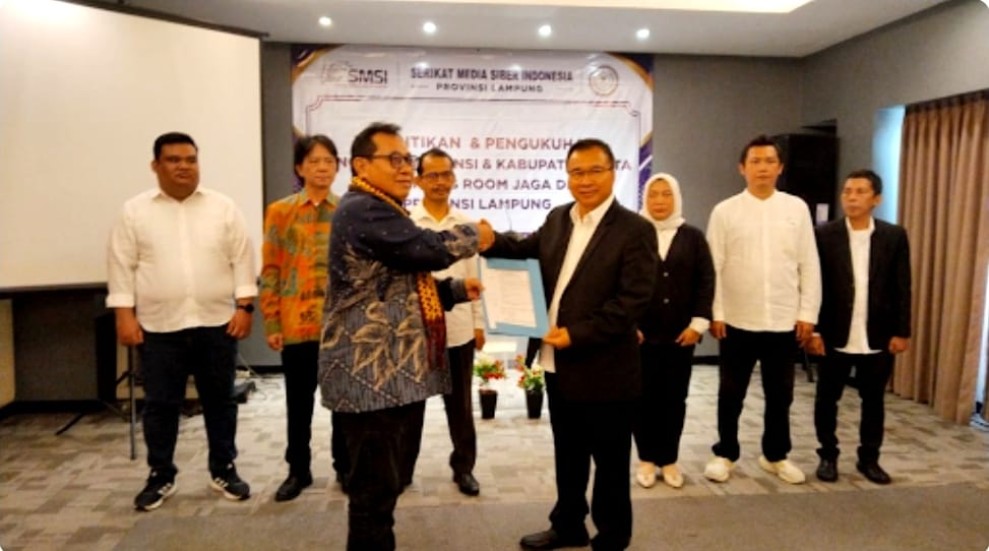 Ketua Umum SMSI Kukuhkan Pokja Newsroom Jaga Desa di Lampung, Upaya Pagar Hukum dari Ruang Berita