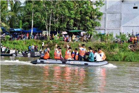 Semarak Tradisi Balimau Kasai di Kabupaten Kampar