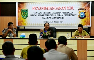 Bupati Wardan Harap Buka Peluang Bagi Generasi Terbaik Daerah Jadi Polisi