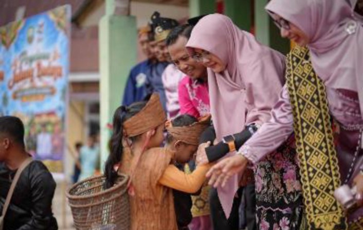 Bupati Afni Dorong Julang Budaya Digelar di Seluruh Kecamatan di Siak