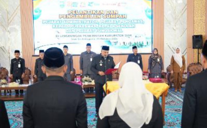 Lantik 90 Pejabat, Wabub Siak: Jabatan Adalah Amanah untuk Mengabdi, Bukan Mencari Kenyamanan
