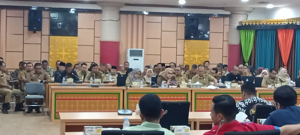 Tunda Bayar Disdik Riau Capai Rp136 Miliar