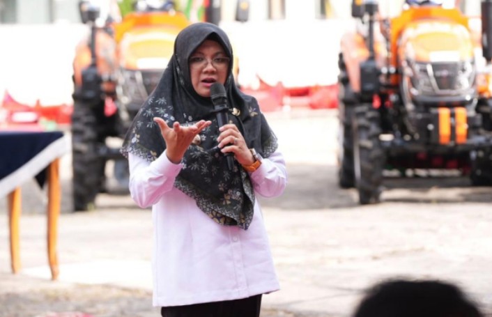 Dorong Modernisasi Pertanian, Siak Terima Bantuan Traktor dari Kementan