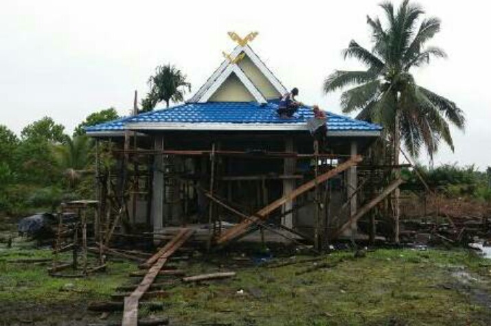 Pekerjaan Gedung Serba Guna Desa Keramat Jaya Terus Digesa