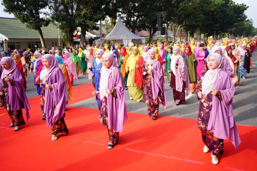 Ribuan Penari Menari Zapin di Pekanbaru, Setiap Gerakan Mengandung Makna dan Filosofis