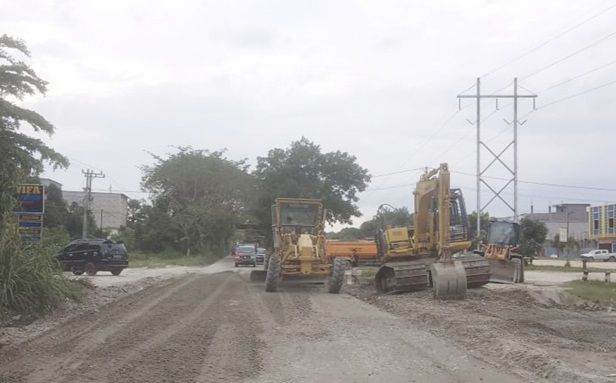 Lancarkan Arus Mudik Lebaran 2024, PUPR Riau Gesa Perbaikan Ruas Jalan Provinsi di Kampar dan Kuansing