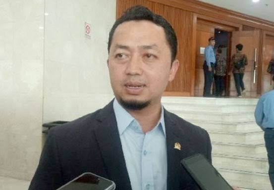 Meskipun Punya 10 Kursi Syahrul Aidi Masih Bimbang Maju Pilgubri, Ternyata Ini Alasannya