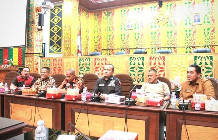 Silaturahmi dan Berikan Dukungan, Anggota Ormas PP Datangi DPRD Kota Pekanbaru