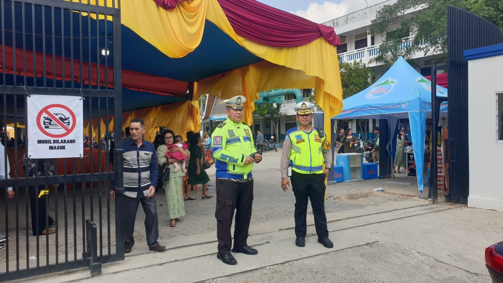 Wadirlantas Polda Riau Tinjau Pengamanan Ibadah Natal dan Arus Lalu Lintas di Pekanbaru