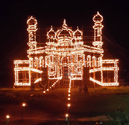 Gemerlap Lampu Colok Bengkalis, Tak Sekedar Indah Tapi Mampu Memantik Rasa Kebersamaan dan Gotong Royong