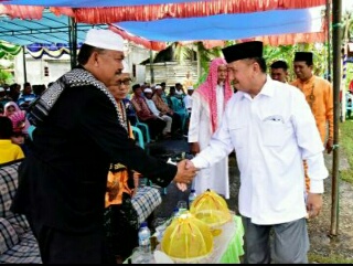 Wabup Rosman Hadiri Khataman 79 Santri Ponpes DDI Benteng