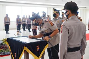 Polda Riau Lakukan Mutasi, Ini Jabatan Kapolres Siak yang Baru
