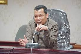 Pj Wako Pekanbaru Janji Bayarkan Insentif RT dan RW 12 Bulan