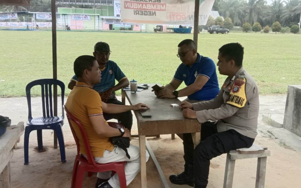 Mewujudkan Situasi Kondusif, Bhabinkamtibmas Subsektor Kepenuhan Hulu Giat Cooling System Pilkada