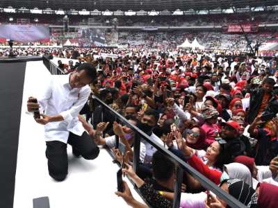 'Jokowi Bergerak', Kumpulkan Ribuan Relawan di GBK, Pesannya Nggak Main-main