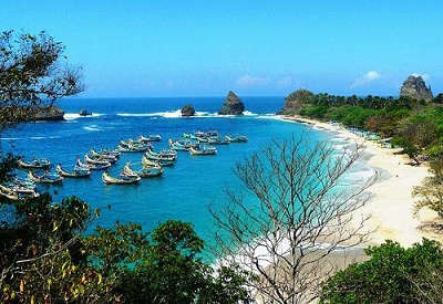 Pantai Tanjung Karang, Keheningan Alam Nan Menakjubkan