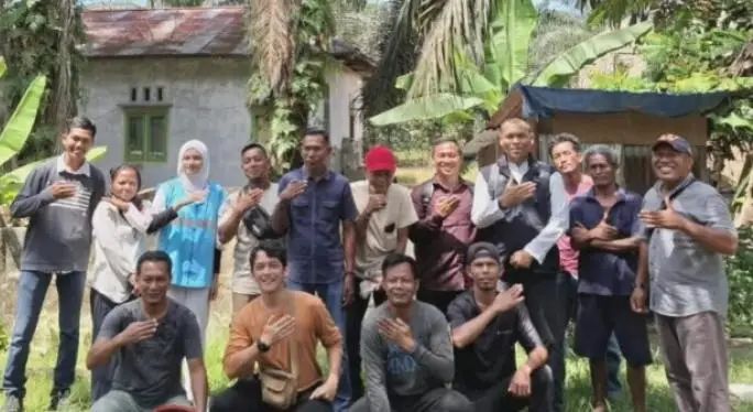 PLN NP UP Tenayan Dukung Pemberdayaan Masyarakat Melalui Bantuan 15 Kolam Bioflok