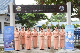 Ketua Yasarini Pengurus Cabang Lanud Roesmin Nurjadin Pasang Panduan Cegah Covid-19