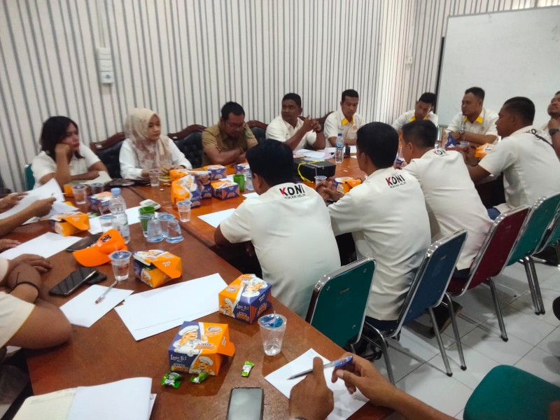 Gelar Rapat Kerja Tahunan, Ketum KONI Rohil Targetkan Raih Prestasi di Porprov